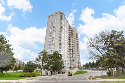 401-3077 Weston Rd, North York, ON, M9M3A1 | Card Image