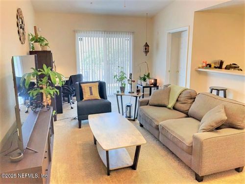 113-6100 Maggies Cir, JACKSONVILLE, FL, 32244-8523 | Card Image