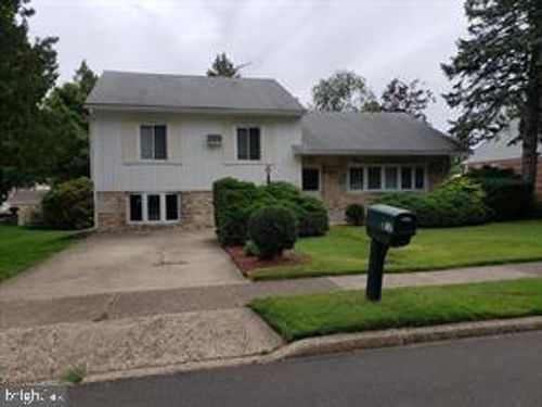 357 Leona Ave, HUNTINGDON VALLEY, PA, 19006-8616 | Card Image