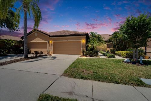 329 Seneca Falls Dr, APOLLO BEACH, FL, 33572-3104 | Card Image