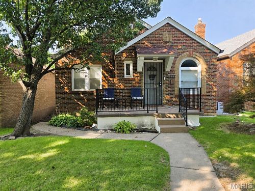 4895 Calvin Ave, Saint Louis, MO, 63115-2210 | Card Image