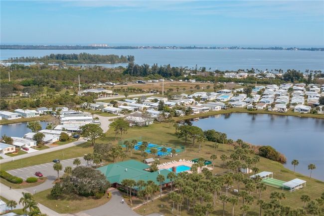 641 Hyacinth Cir, House other with 2 bedrooms, 2 bathrooms and null parking in Barefoot Bay FL | Image 33