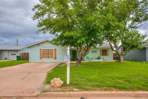 818 Van Zandt St, San Angelo, TX, 76905-7843 | Card Image