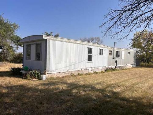 117 Elevator Lane, Cereal, AB, T0J0N0 | Card Image