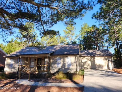 220 Juniper Creek Blvd, Pinehurst, NC, 28374-6819 | Card Image