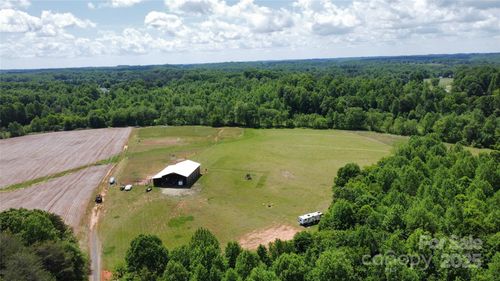 508 Abbeydale Rd, Harmony, NC, 28634-9484 | Card Image