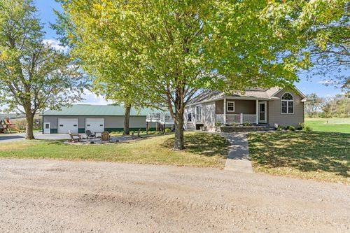 53995 280th Ave, Pine Island, MN, 55963-8609 | Card Image