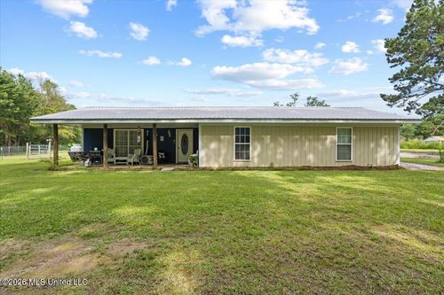 66 Bell Road, Wiggins, MS, 39577 | Card Image