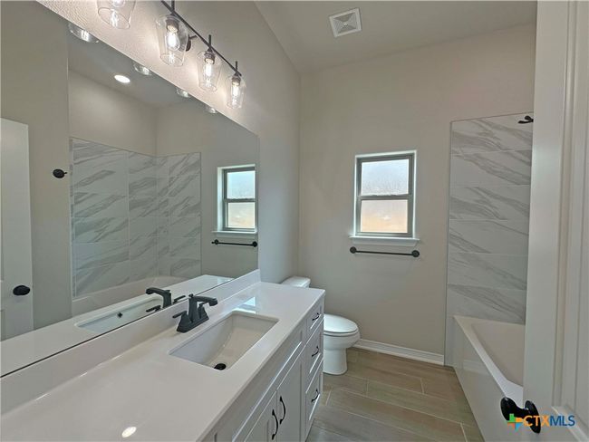 402 Juniper Dr, House other with 3 bedrooms, 2 bathrooms and null parking in Troy TX | Image 12