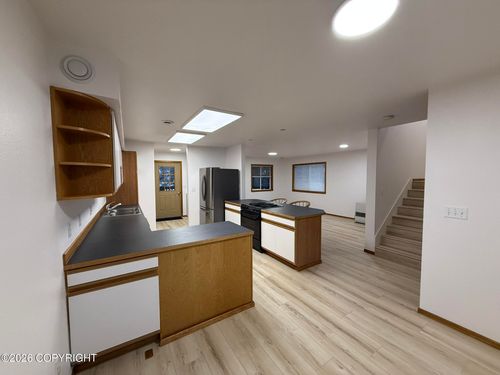 b-705 Haugen Dr, Petersburg, AK, 99833-1149 | Card Image