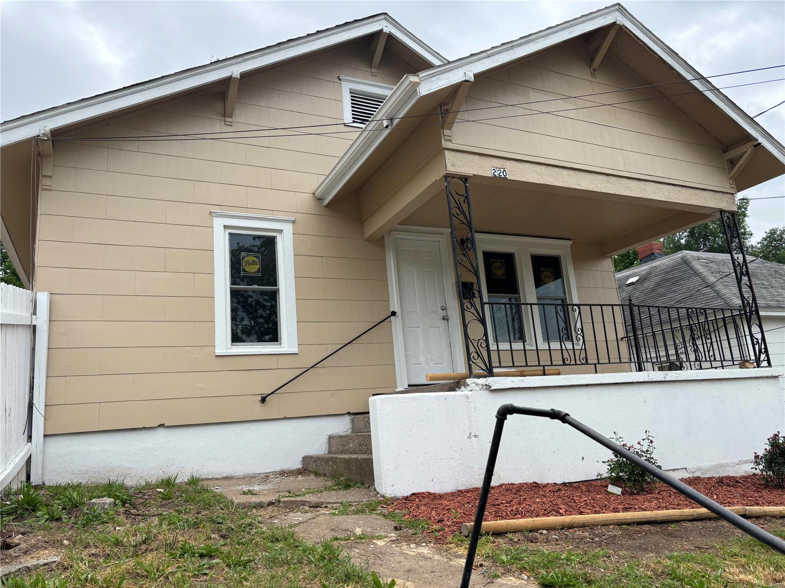 Griffith St, Hannibal, MO 63401