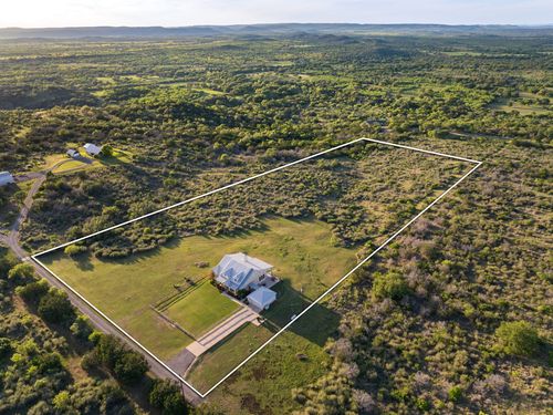 1130 Crownover Ln, Round Mountain, TX, 78663-3401 | Card Image