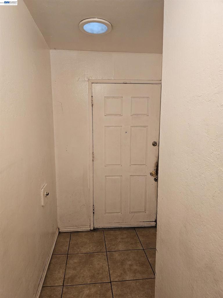 Residential in East Palo Alto 3