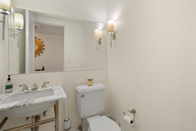 APT-17C - 10 City Pl, Condo with 2 bedrooms, 3 bathrooms and null parking in White Plains NY | Image 12