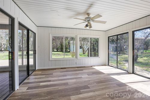 846 S Magnolia St, Mooresville, NC, 28115-2835 | Card Image