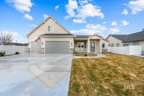 4376 Wagon Rd, Nampa, ID, 83687-9446 | Card Image