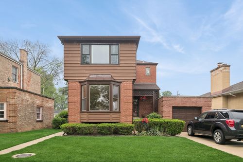 2324 S 11th Ave, North Riverside, IL, 60546-1125 | Card Image