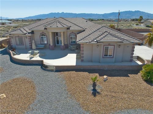 961 Laguna St, Pahrump, NV, 89048-6796 | Card Image