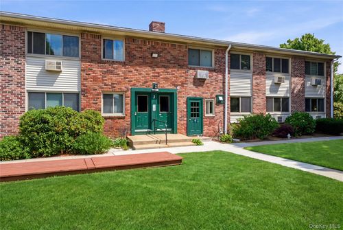 39a-2449 Union Blvd, Islip, NY, 11751-3141 | Card Image