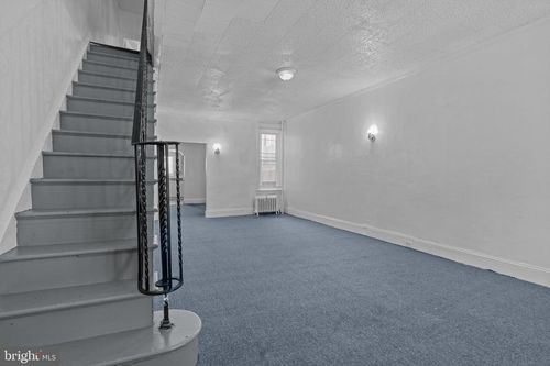611 Rising Sun Ave, PHILADELPHIA, PA, 19140-3240 | Card Image