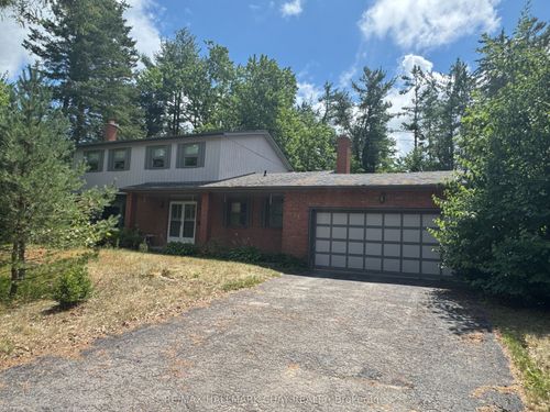 23 Cedar Creek Rd, Midhurst, ON, L9X0R1 | Card Image