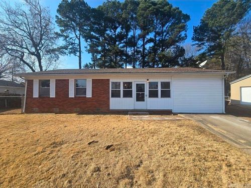 620 Brookhaven Ct, Jacksonville, AR, 72076-3703 | Card Image