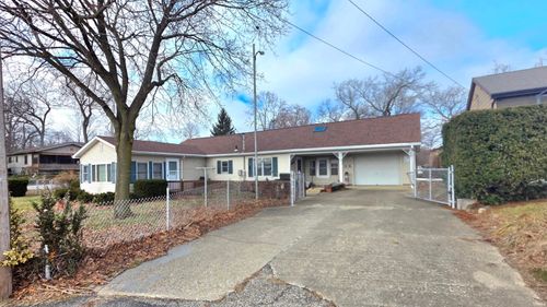 11018 Pottawatomie Trl, Walkerton, IN, 46574-9372 | Card Image