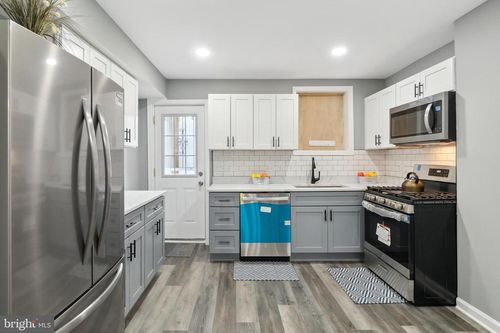 426 S Smallwood St, BALTIMORE, MD, 21223-2944 | Card Image