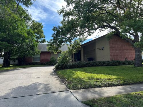 7702 Rusty Hook Court, HUDSON, FL, 34667 | Card Image