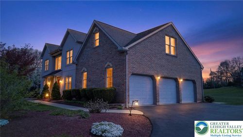 3500 Manor Rd, Bethlehem, PA, 18020-8604 | Card Image