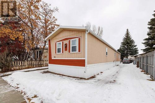 39 Norby Cres, Red Deer, AB, T4P2C5 | Card Image