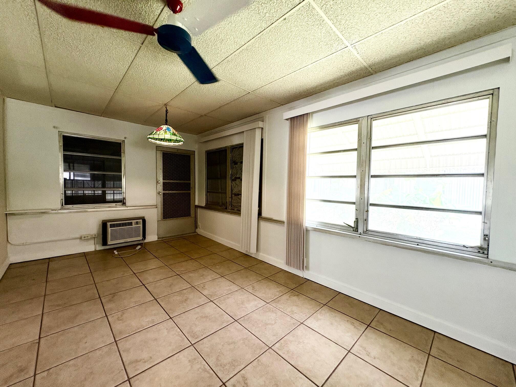 Residential in Tamarac 5