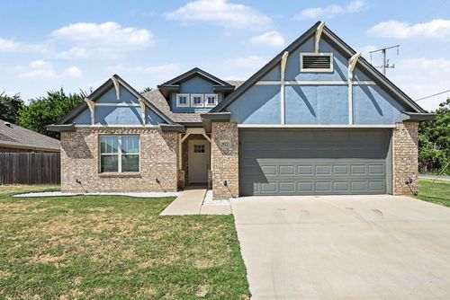 977 Sam St, Springtown, TX, 76082-2338 | Card Image