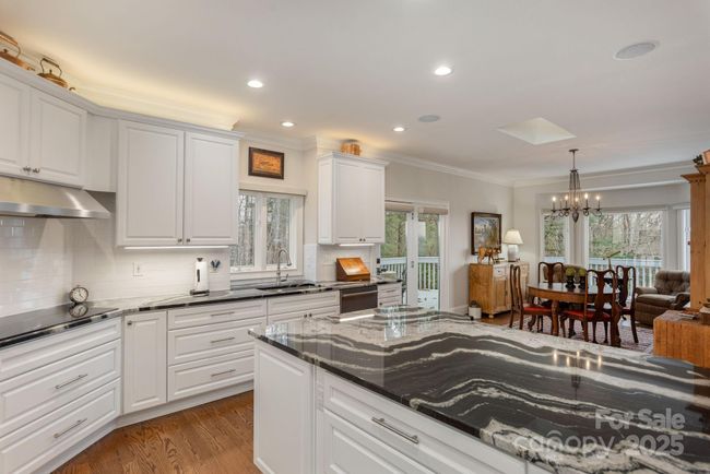 135 Poplar Loop Dr, House other with 3 bedrooms, 5 bathrooms and null parking in Flat Rock NC | Image 17