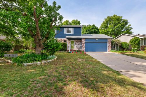 10211 W Yosemite Dr, Wichita, KS, 67215-1580 | Card Image