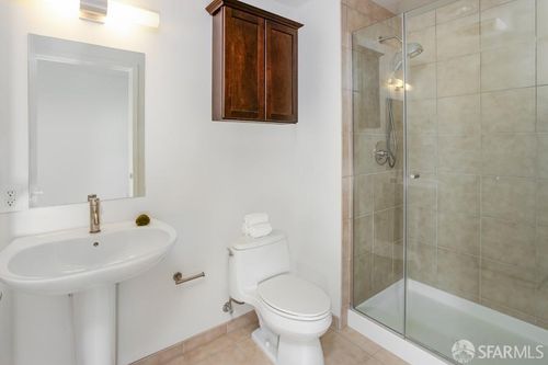 25e-301 Main St, San Francisco, CA, 94105-5046 | Card Image