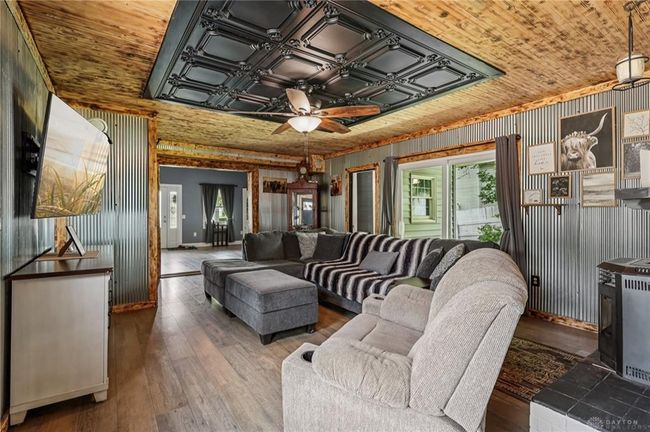 213 N Broadway St, House other with 3 bedrooms, 2 bathrooms and null parking in Blanchester OH | Image 40