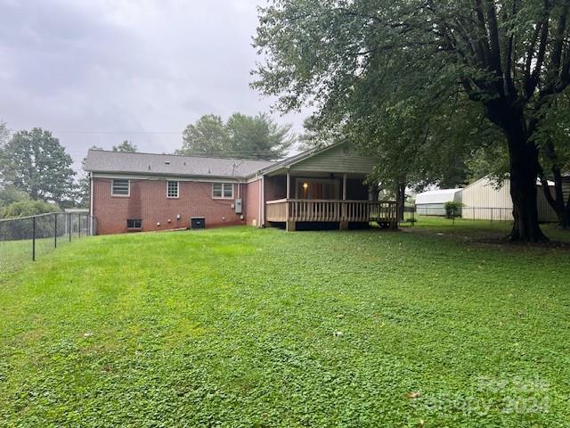 Miami St, Hickory, NC 28602