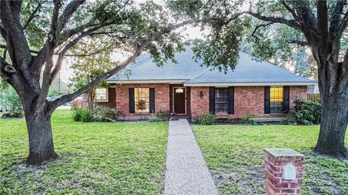 2306 Fox Run St, Mission, TX, 78574-3592 | Card Image