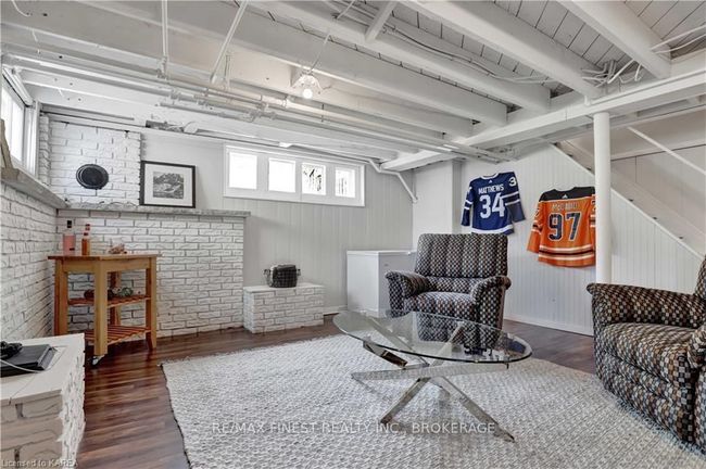 137 Hillendale Ave, House other with 3 bedrooms, 2 bathrooms and 5 parking in Kingston ON | Image 30