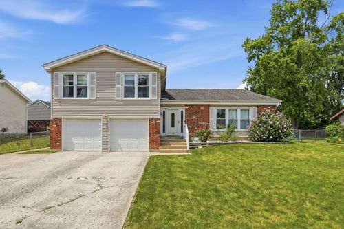 316 Plymouth Ln, Bloomingdale, IL, 60108-2030 | Card Image