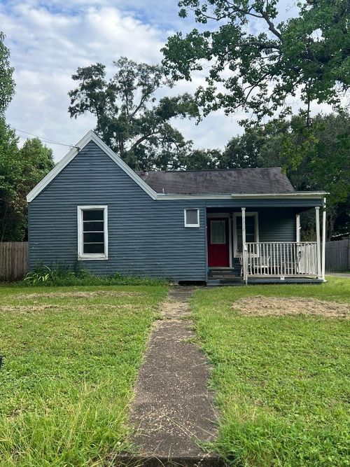 2312 Edgewood St, Liberty, TX, 77575-4210 | Card Image