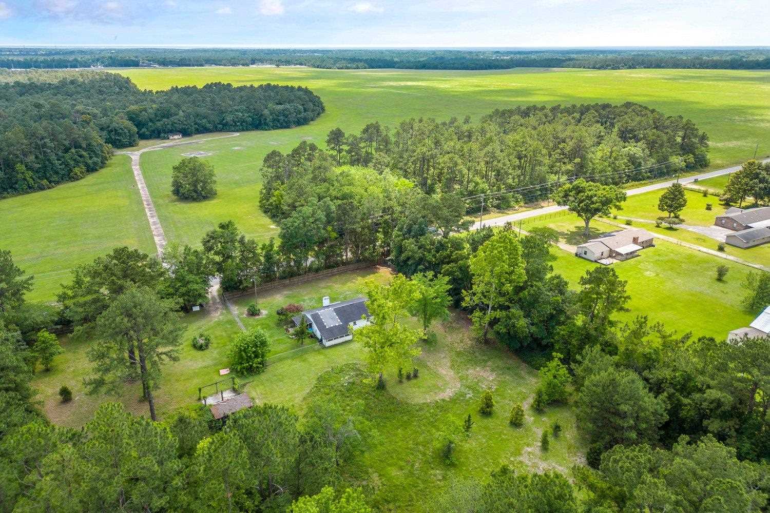 Frank Reeder Rd, Pensacola, FL 32526