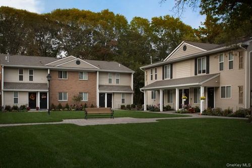 21f-40 Country Club Drive, Brookhaven, NY, 11727 | Card Image