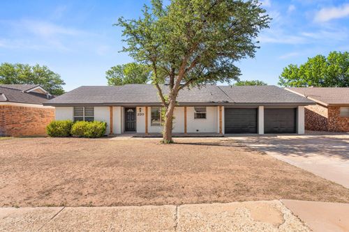 220 Sandalwood Ln, Levelland, TX, 79336-6816 | Card Image