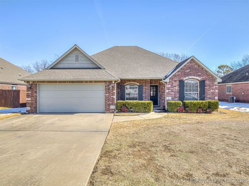 14921 Jordan Court, Glenpool, OK, 74033 | Card Image
