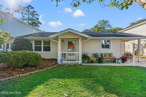 337 Ne 46th St, Oak Island, NC, 28465-5340 | Card Image