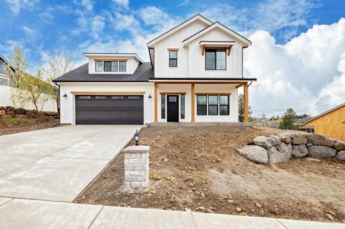 2205 W Cascade Way, Spokane, WA, 99208-9263 | Card Image