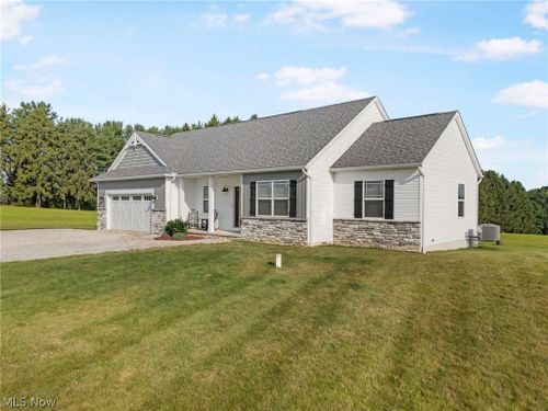 14565 State Route 39, Lakeville, OH, 44638-9735 | Card Image