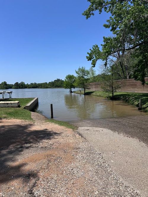 0 Pin Oak Dr, Huffman, TX, 77336 | Card Image